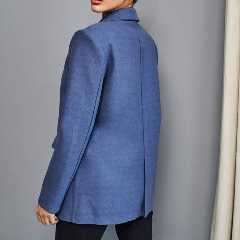 ✨HP✨Lapel Neck Split Back Blazer✨ - Picture 6 of 9
